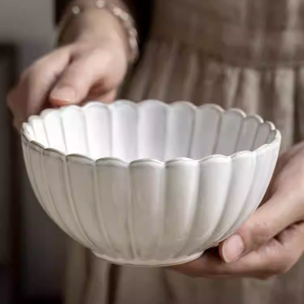 Retro Ceramic Noodle Bowl 6" - Petal Embossed Soup Bowl