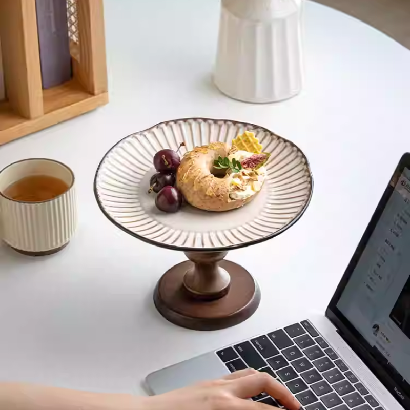 8.5-inch Wooden High-Foot Tray Home Retro Ceramic Pastry Ornaments