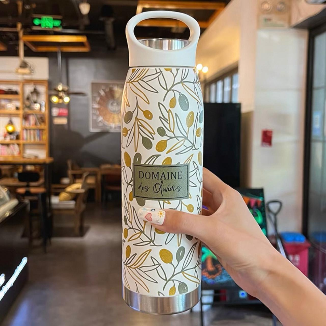 2025 new high-value creative large-capacity stainless steel water cup female student portable accompanying cup