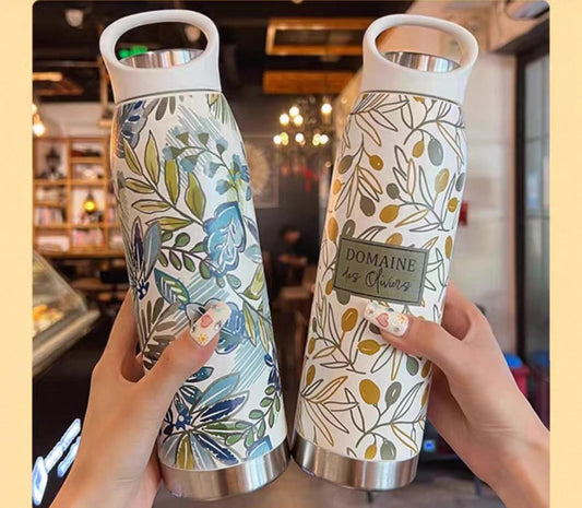 2025 new high-value creative large-capacity stainless steel water cup female student portable accompanying cup